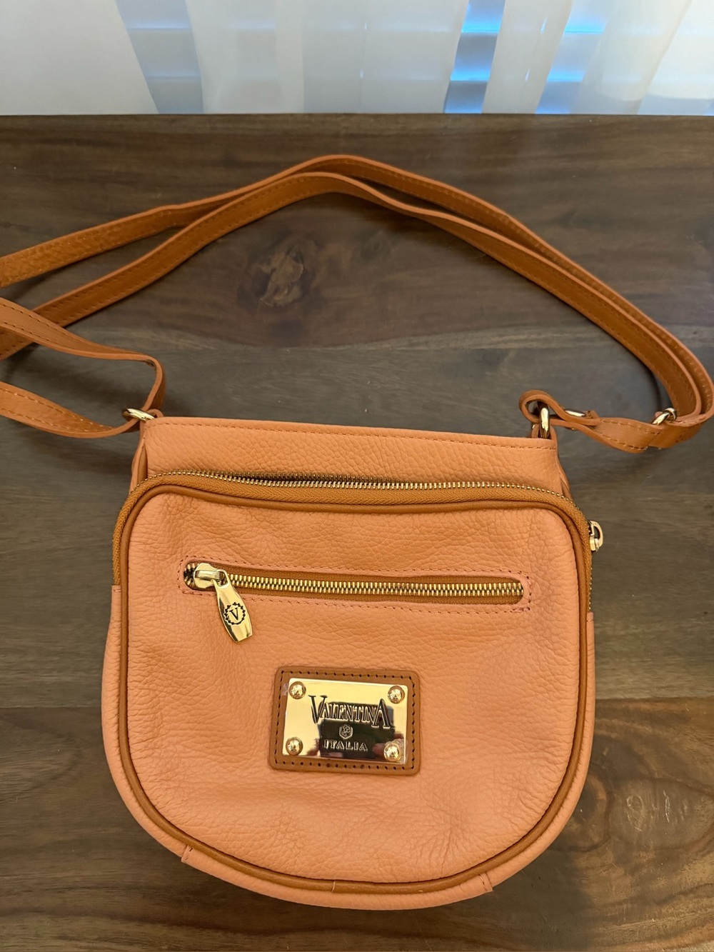 peach Valentina Italia pebbled leather crossbody bag nwot